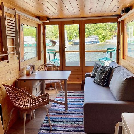 Отель Houseboat Ginger Прага Экстерьер фото